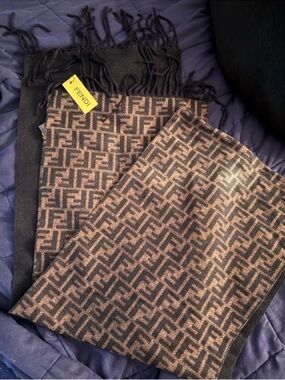 FAUX Fendi Brown & Black Logo Knit Scarf